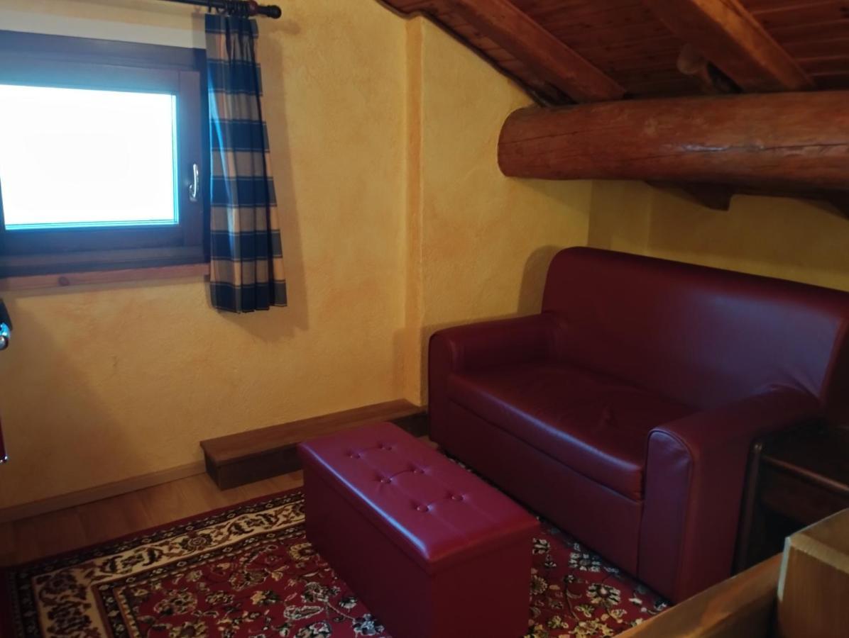 Chambres D'Hotes Les Fleurs Pila  Esterno foto